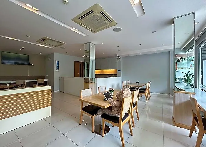 Bed & Breakfast S3 Park 3*