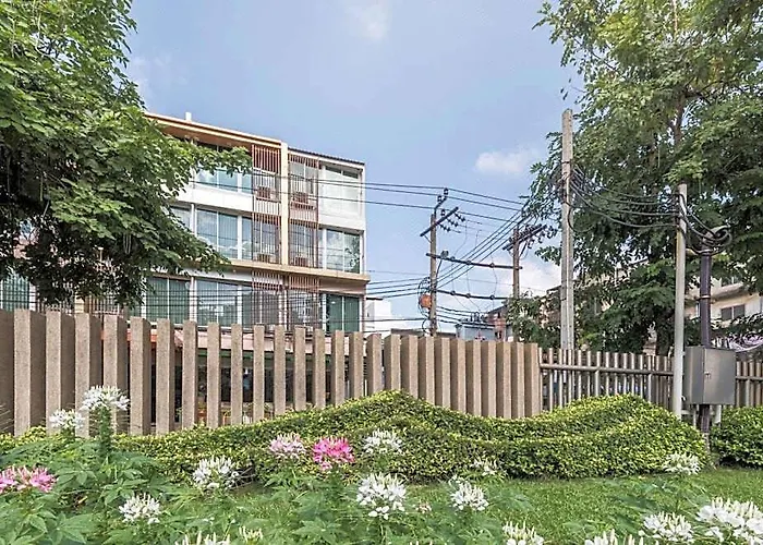 S3 Park Bed & Breakfast Bangkok